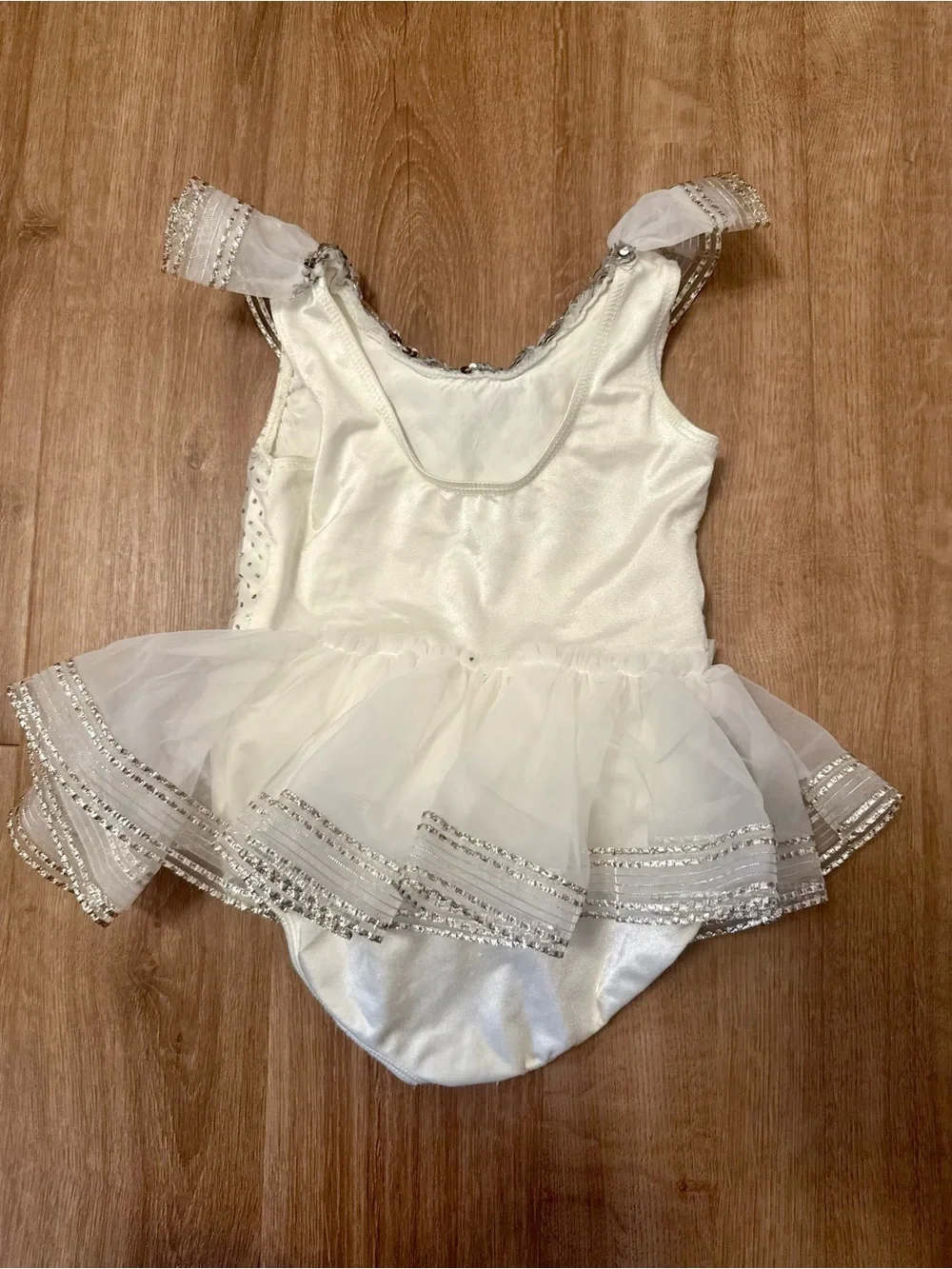 ❄️ White Sparkle Dance Costume / Tutu Dress – Size 8 – Made in USA